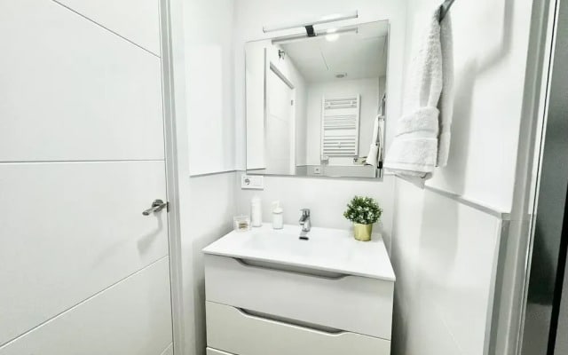 Universidad by Oshun Apartments