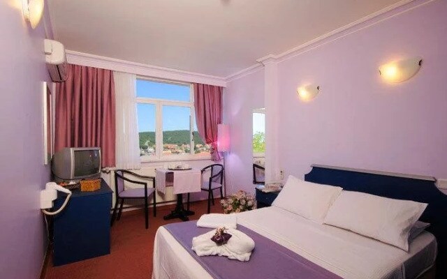 Yuva Hotel