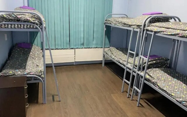 WeekendSleep Hostel
