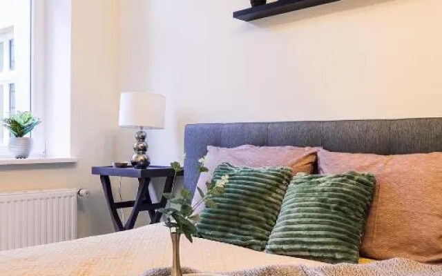 MORRISON apartment/15 guests/7bedrooms/Riga Old Town