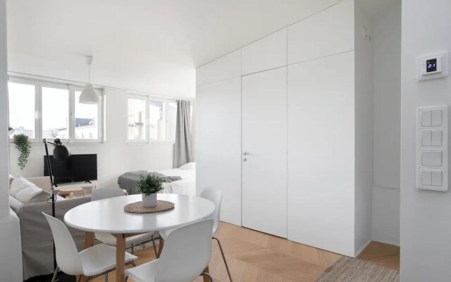 2ndhomes Modern Studio close to the Sea