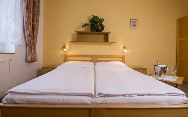 Hotel Bohemia
