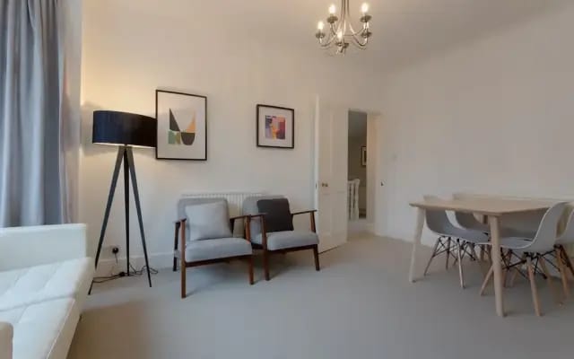2 Bedroom Flat Next to Clapham Common