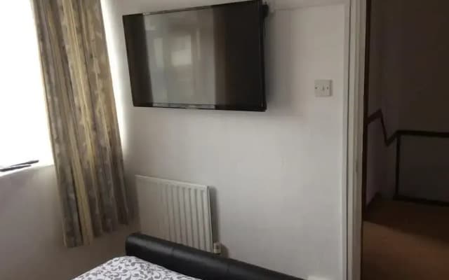 Abbey Wood Leisure House