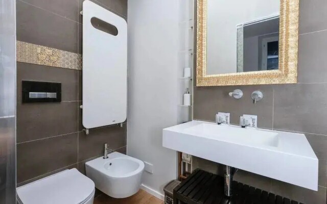 Piazza Navona Contemporary Luxury Terrace - HOV 51584