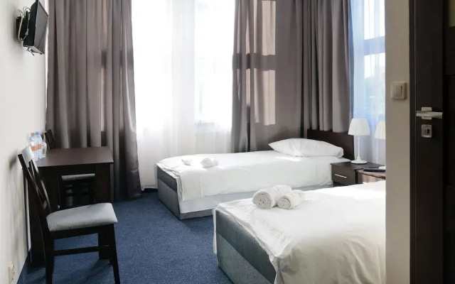Baza Hotelowa Nowe Horyzonty