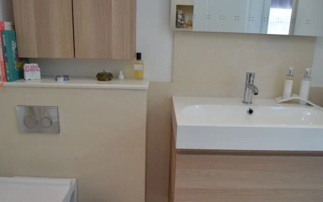 2 Bedroom House in Chelsea