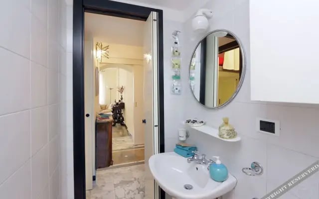 Colosseum apartments - St. John Lateran area