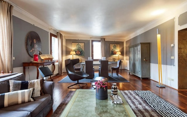 LL4425 Penthouse of 200sqm