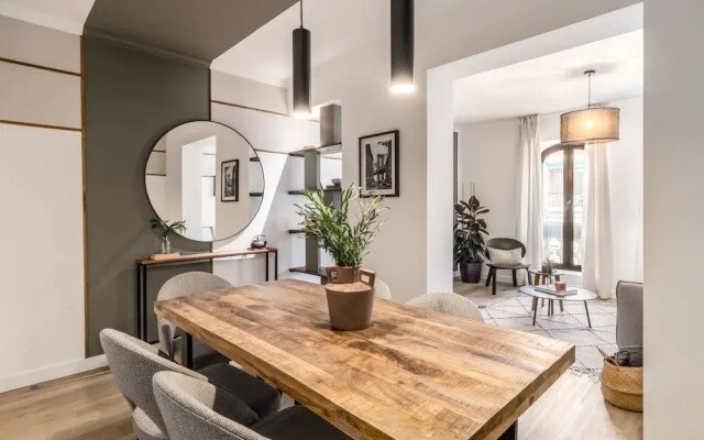 Nicks - 2 Bedrooms in Trafalgar