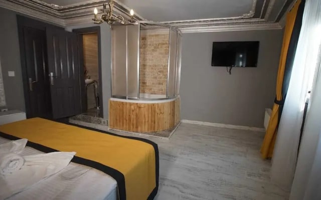 Taxim Center Residence