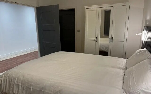 Cosy Flat With Garden London