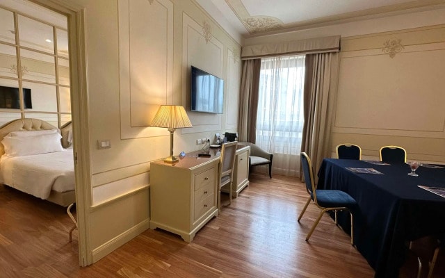 Radisson Blu GHR Hotel, Rome