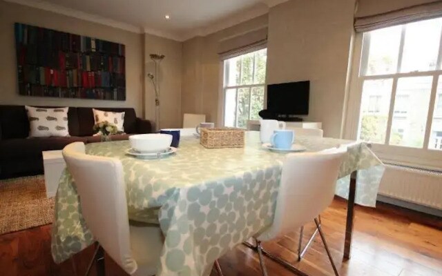 FG Property Chelsea - Gunter Grove