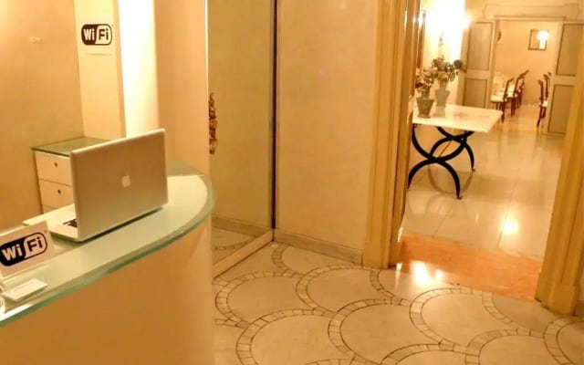 Corso Deluxe Apartment