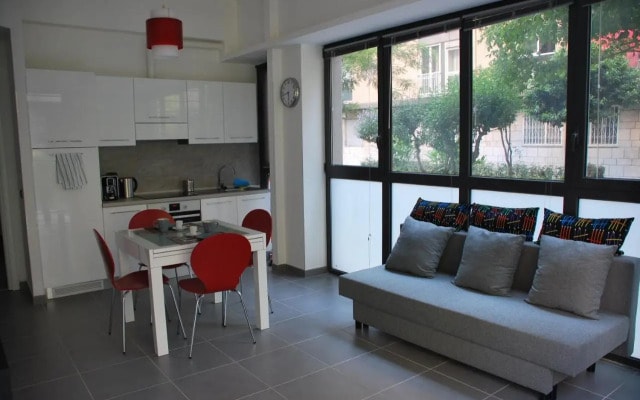 Color Holiday House