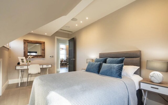 Hampstead Lux Flat-Hosted by Sweetstay