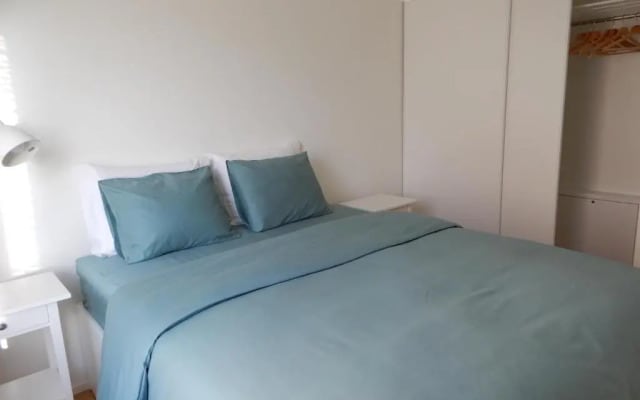 The Harbor Stop, your cozy 1-bedroom stay in Turku
