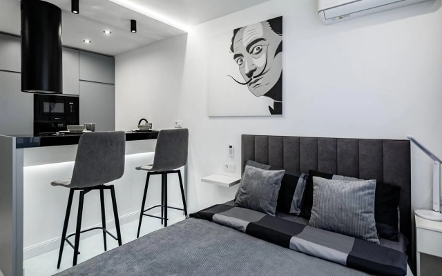 Rusapartments на Романовской 17