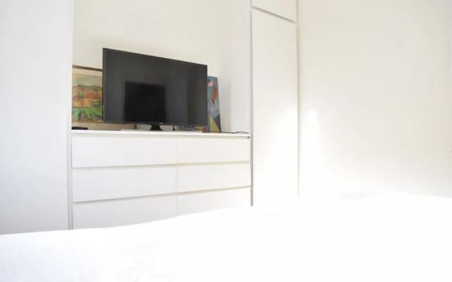 1 Bedroom Flat In Knightsbridge Sleeps 2