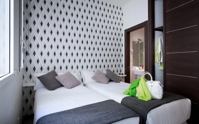 Roisa Suites