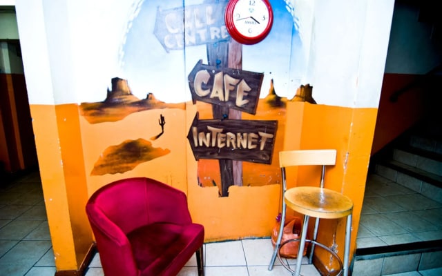 Kensal Green Backpackers 1