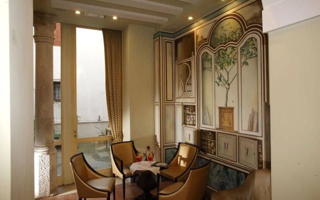 Hotel Dei Dragomanni