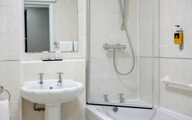 The Everglades Park Hotel