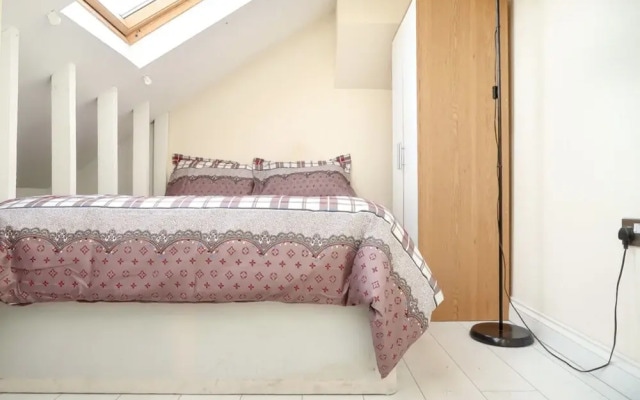 Coronation Road - Deluxe En Suite Room