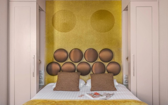 Hotel Le Petit Paris