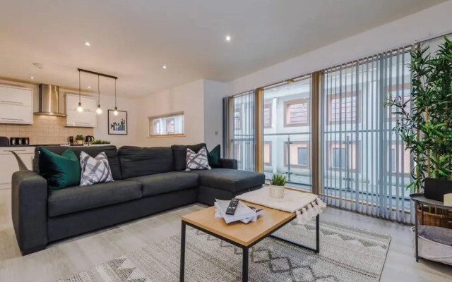 Host Apartments Knight St Place