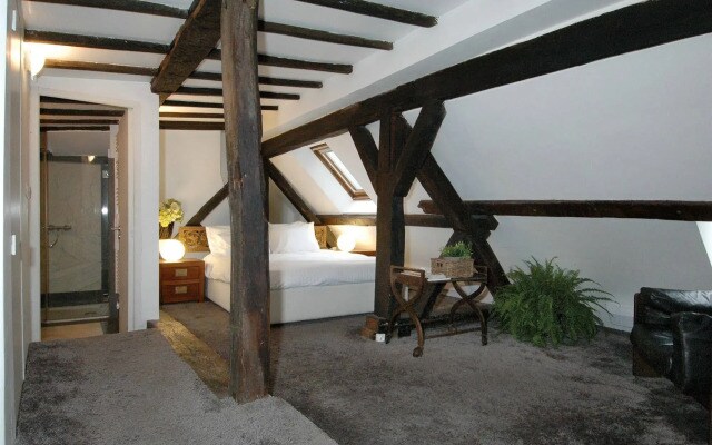 Gregoire Apartment