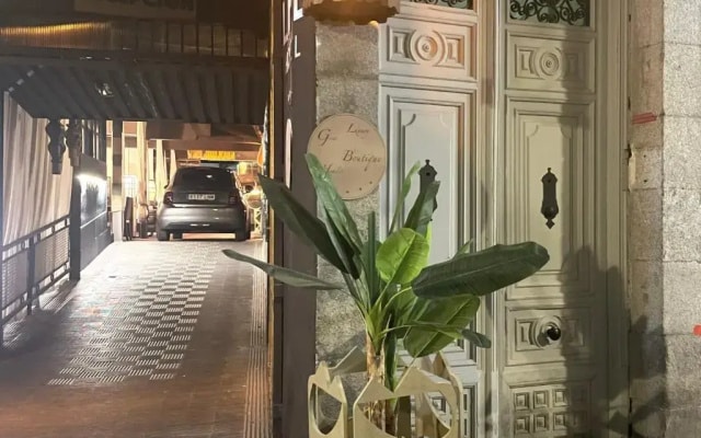 Отель Natura Life Gran Via