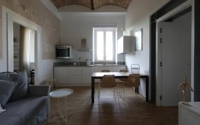 White Home Roma
