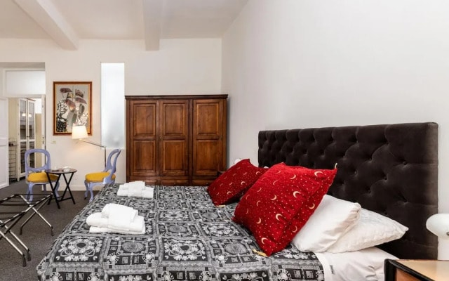 Babuino Luxury - Large Apartment Spanish Steps