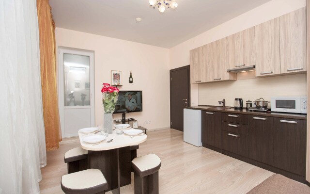 Uyutnaya Kvartira S Kuhnej V Siriuse Apartments