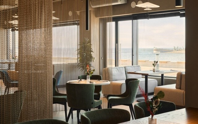 Отель Лахта Тауэрс by ZONT Hotel Group