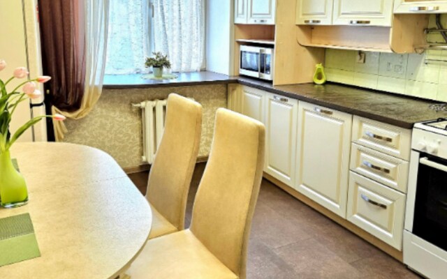 Квартира Уютная на Анциферова 12б
