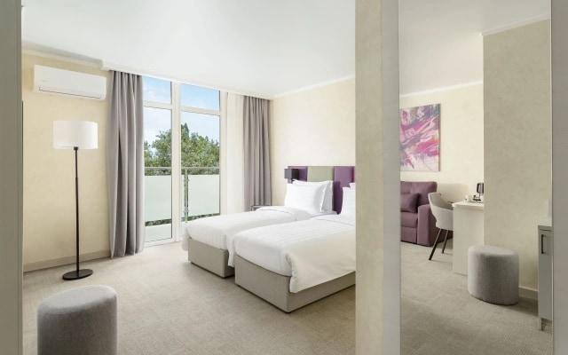 Отель Miracleon Fioleto Ultra All Inclusive Resort & SPA Anapa 4*