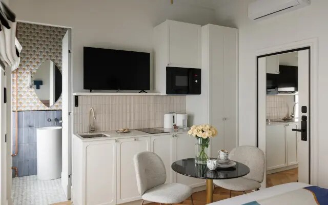 Апартаменты D apartments Тихая премиум студия на Невском