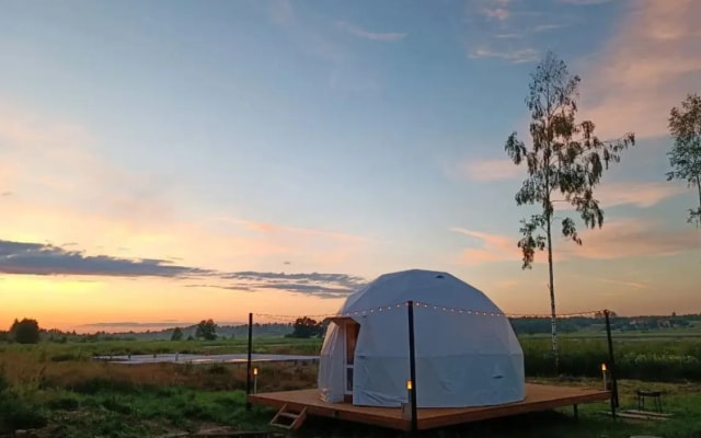 Глэмпинг Rich Life Village