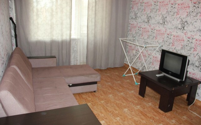 Na ulitse Alekseyeva 23 Apartments