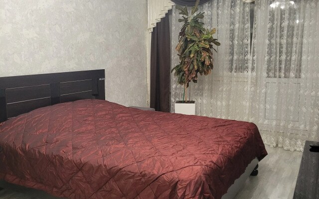 Квартира Клыкова 82