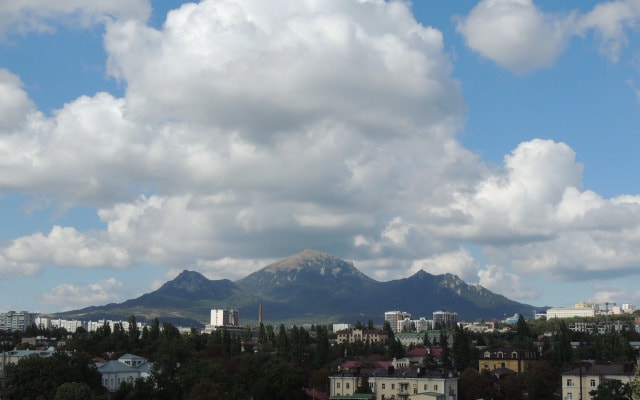 Квартира умная с Алисой на Цветнике