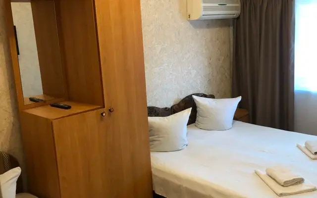 Меблированные комнаты Елена