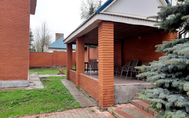 Гостевой дом Red house by Castro