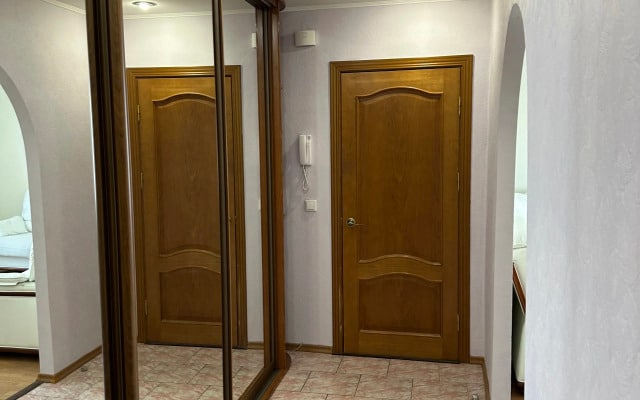 Квартира трехкомнатная