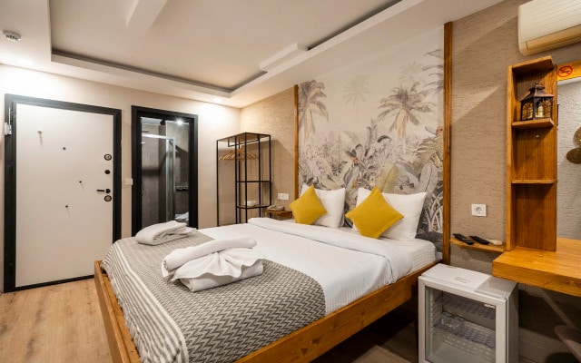 Sayeban Gold Hotel