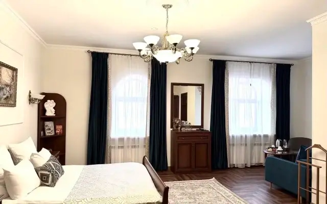Бутик-Отель Варваци