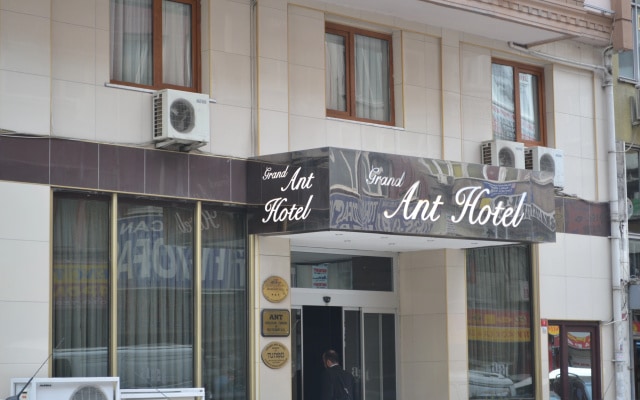 Отель Grand Ant